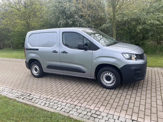 Peugeot PARTNER 1.5 BlueHDI Premium trekhaak Navie, Cruiscontrol