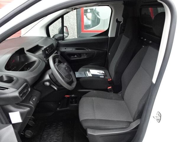 Peugeot PARTNER 1.5 BlueHDI Pro 58545 km !!!!!!!! airco