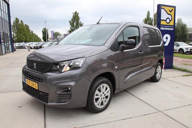 Peugeot PARTNER 1.5 B-Hdi Asphalt 3 pers. Carplay-Camera, Leder, Stoelvw, 1e eig, trekhaak Prijspakker!