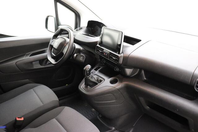 Peugeot PARTNER 1.5 BlueHDI 100pk Premium | Navigatie | Airco | DAB+ | Bluetooth | Cruise control | Parkeersensoren | 3 zitplaatsen