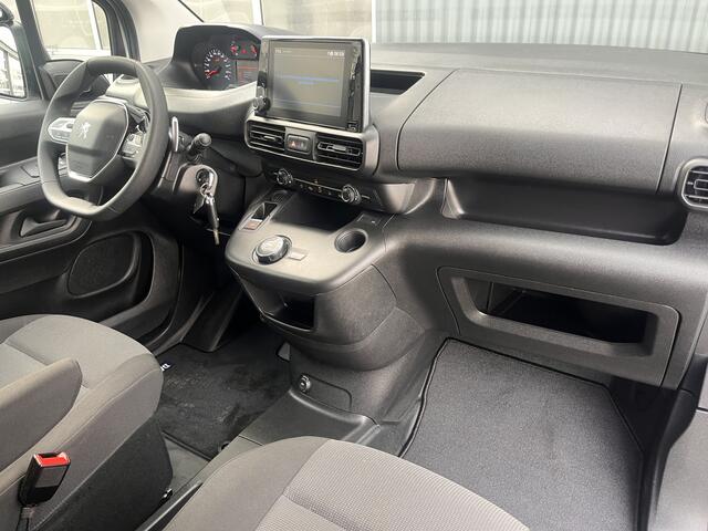 Peugeot PARTNER 1.5 Blue HDI Automaat Airco Cruise controle Trekhaak 1000kg Parkeerhulp achter Schuifdeur Telefoonverbinding Multimedia Android Apple carplay 2-Persoons 1e eigenaar Euro 6