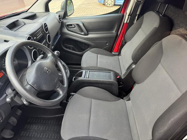 Peugeot PARTNER 120 1.6 BlueHDi 75 L1 Premium * 51.981 Km * Airco * Impriaal *