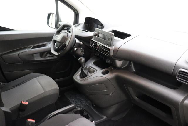 Peugeot PARTNER 1.5 BlueHDI Pro | Cruise control | Airco | Parkeersensoren achter | Trekhaak | Elektrische ramen | Achterramen met ruiten