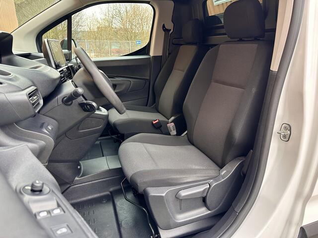 Peugeot PARTNER 1.5 BlueHDI Premium | 1e Eigenaar! | Cruise Control | Parkeersensoren Achter | Apple Carplay | Android Auto | Airconditioning | Centrale Deurvergrendeling | Navigatie