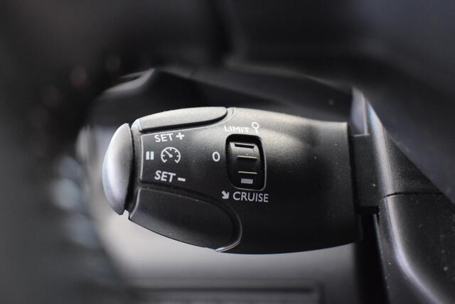 Peugeot PARTNER 1.2 PureTech 110 S&S L1 Navi Airco Cruise Km 47.800!!