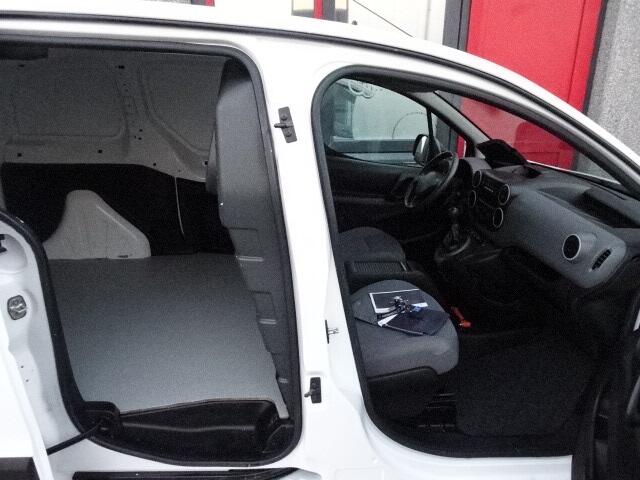 Peugeot PARTNER 120 1.6 HDi 75 L1 XT 41038 km !!! nap
