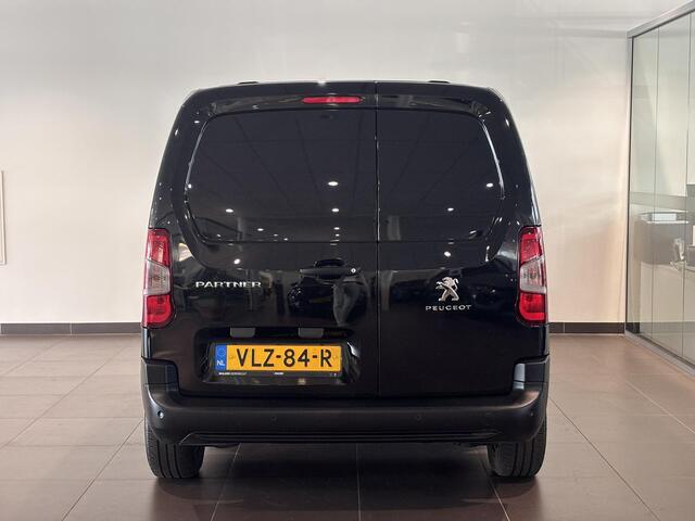 Peugeot PARTNER GB L1 650kg Pro 1.2 PureTech 110pk H6 | AIRCO | BLUETOOTH | PARKEERHULP | LAGE KM-STAND! |