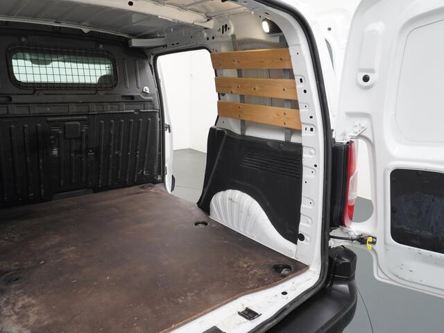 Peugeot PARTNER 1.5 BlueHDI Premium Trekhaak, Navigatie, Cruise Control