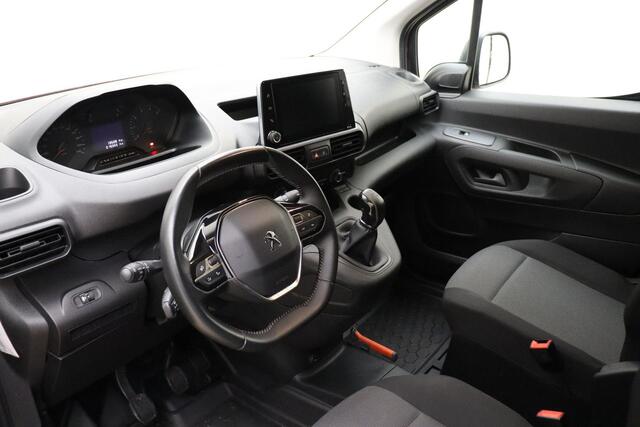 Peugeot PARTNER 1.5 BlueHDI Premium 100 Pk | Trekhaak | Airco | Cruise Control | Apple Carplay & Android Auto | Lage KM-Stand | Imperiaal | Elektronische Handrem