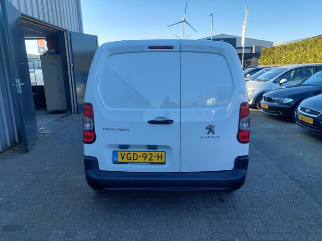 Peugeot PARTNER 1.5 BlueHDI Pro