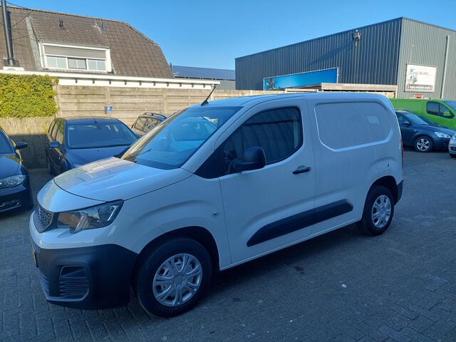 Peugeot PARTNER 1.5 BlueHDI Pro