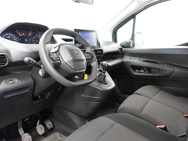Peugeot PARTNER 100pk L1 Navigatie Apple Carplay Trekhaak Parkeersensoren Camera Cruise control
