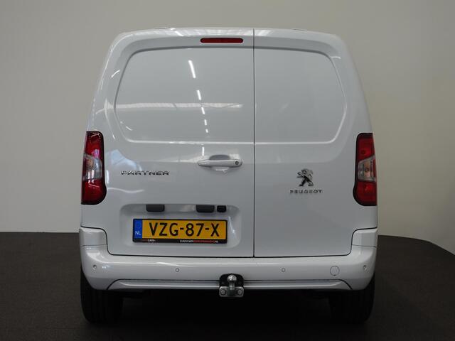 Peugeot PARTNER 100pk L1 Navigatie Apple Carplay Trekhaak Parkeersensoren Camera Cruise control