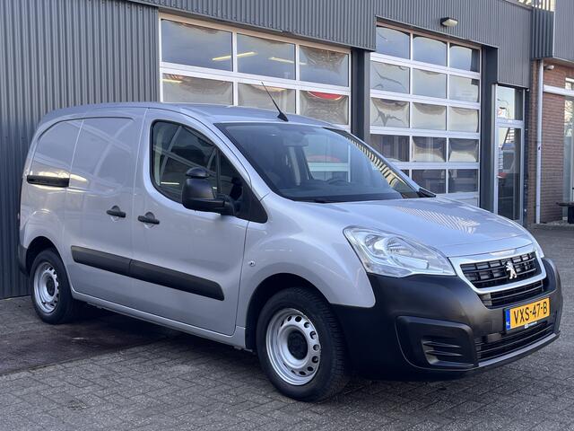 Peugeot PARTNER 120 1.6 HDi 10x voorradig Marge Airco Btw / Bpm vij Cruise controle Parkeerhulp achter Navigatiesysteem Dealer onderhouden Euro 6 Ex overheid Bpm en btw vrij voor particulier gebruik!! Marge
