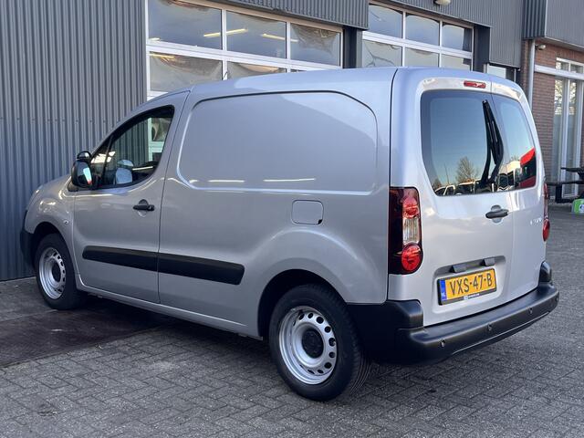 Peugeot PARTNER 120 1.6 HDi 10x voorradig Marge Airco Btw / Bpm vij Cruise controle Parkeerhulp achter Navigatiesysteem Dealer onderhouden Euro 6 Ex overheid Bpm en btw vrij voor particulier gebruik!! Marge