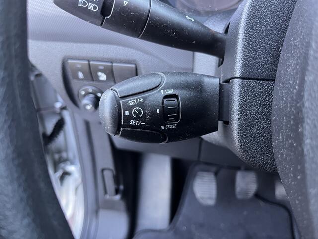 Peugeot PARTNER 120 1.6 HDi 10x voorradig Marge Airco Btw / Bpm vij Cruise controle Parkeerhulp achter Navigatiesysteem Dealer onderhouden Euro 6 Ex overheid Bpm en btw vrij voor particulier gebruik!! Marge