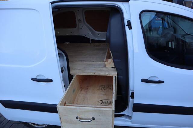 Peugeot PARTNER 120 1.6 BLUEHDIL1PRO PRO SenS