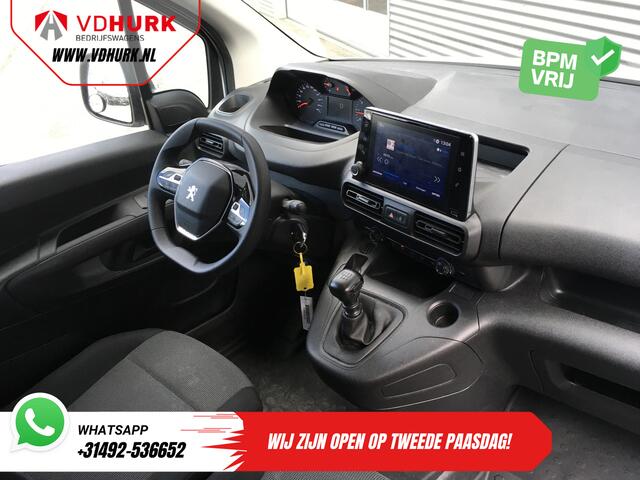 Peugeot PARTNER 1.5 HDI 100 pk BPM VRIJ! NL Auto/ 3 Pers./ Carplay/ Camera/ PDC/ Betimmerd/ Cruise/ Airco