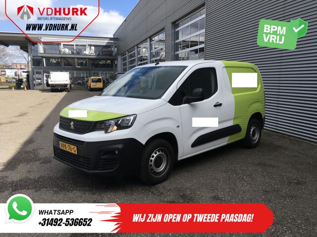 Peugeot PARTNER 1.5 HDI 100 pk BPM VRIJ! NL Auto/ 3 Pers./ Carplay/ Camera/ PDC/ Betimmerd/ Cruise/ Airco