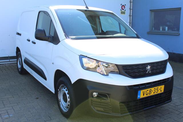 Peugeot PARTNER 1.5 BlueHDI Premium | Incl. 12 maanden Garantie | Navigatie | Trekhaak | Cruise controle | Parkeersensoren achter | Airco | Apple CarPlay/Android Auto | Origineel NL auto | NAP |