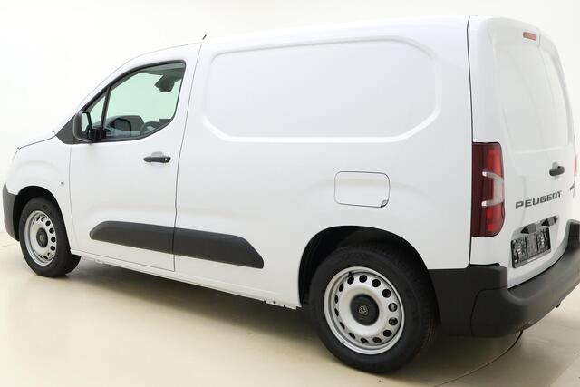 Peugeot PARTNER 1.5 BlueHDi EAT8 S&S L1 130 PK | Automaat | UIT VOORRAAD LEVERBAAR | Airco | Cruise Control | Laadvloer| Apple Carplay | 2-zits | Camera | Stuurwielbediening