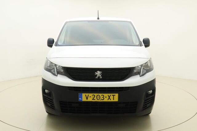 Peugeot PARTNER 1.6 BlueHDI Premium 75 Pk | Trekhaak | Cruise Control | Apple Carplay & Android Auto | Laadvloer | Lat om Lat Betimmering