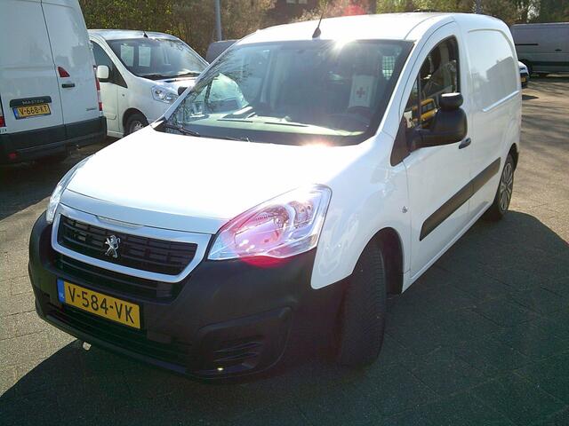 Peugeot PARTNER 120 1.6 BlueHDi 100 L1 Premium VOORZIEN VAN AIRCO+CRUISE+NAVIGATIE !!!!