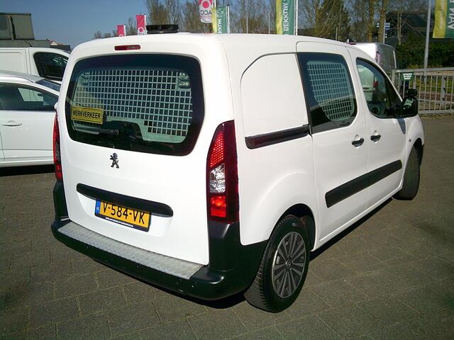 Peugeot PARTNER 120 1.6 BlueHDi 100 L1 Premium VOORZIEN VAN AIRCO+CRUISE+NAVIGATIE !!!!