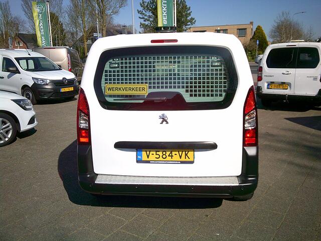 Peugeot PARTNER 120 1.6 BlueHDi 100 L1 Premium VOORZIEN VAN AIRCO+CRUISE+NAVIGATIE !!!!