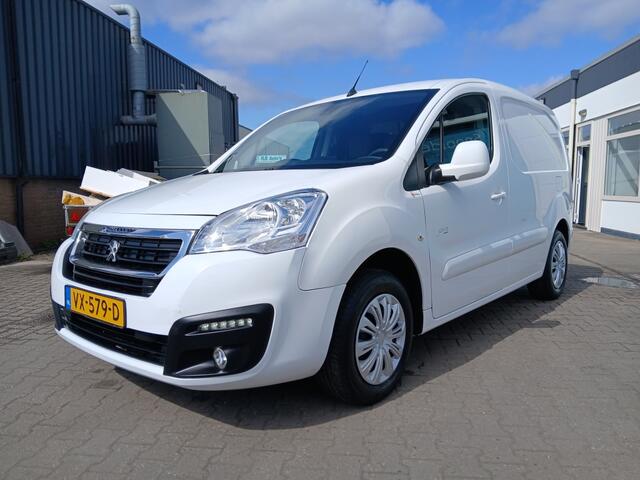 Peugeot PARTNER 120 1.6 156.000KM NAP/NAVI/PARKEERSENSOREN/3-ZITS