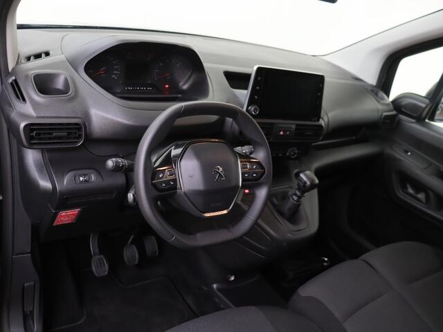 Peugeot PARTNER 1.5 BlueHDi 100 S&S L2 | RIJKLAAR! | 3 Zits | Trekhaak | Navigatie