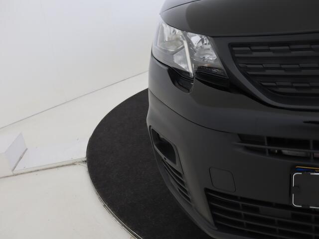 Peugeot PARTNER 1.5 BlueHDi 100 S&S L2 | RIJKLAAR! | 3 Zits | Trekhaak | Navigatie