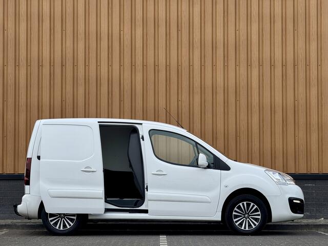Peugeot PARTNER 120 1.6 VTi 98 L1 Profit+ | Benzine! | Marge | 3 Persoons | Apple Carplay | Android Auto | Trekhaak | Airconditioning | Cruise Control | Stoelverwarming | Parkeersensoren | Elektrische Spiegels |