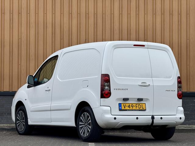 Peugeot PARTNER 120 1.6 VTi 98 L1 Profit+ | Benzine! | Marge | 3 Persoons | Apple Carplay | Android Auto | Trekhaak | Airconditioning | Cruise Control | Stoelverwarming | Parkeersensoren | Elektrische Spiegels |