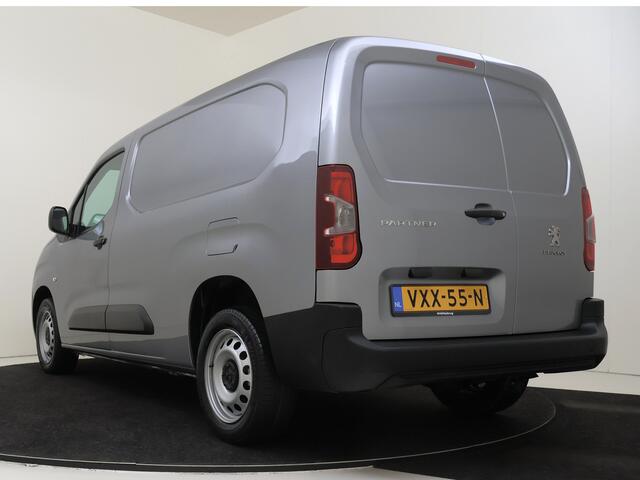 Peugeot PARTNER 1.5 BlueHDi 100 S&S L2 | RIJKLAAR! | Trekhaak | 3-Zits | Navigatie