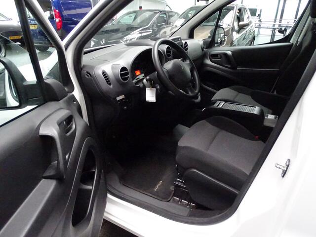 Peugeot PARTNER 120 1.6 BlueHDi 100 L1 Premium, Navi, Airco, Etc.