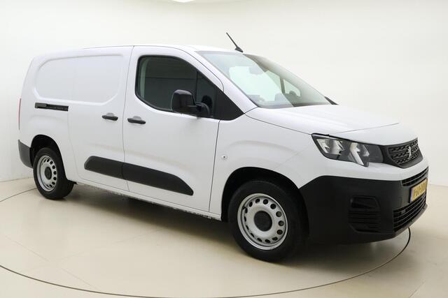 Peugeot PARTNER 1.5 BlueHDi 130pk S&S L2 | Trekhaak | Navigatie | Airco | Parkeercamera/-sensoren | Apple Carplay/Android Auto | Erg netjes!! |