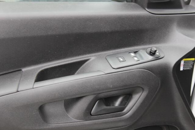 Peugeot PARTNER 1.5 BlueHDI Premium Airco, Navi/Carplay, Schuifdeur, Cruise Controle, All Season