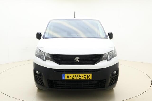 Peugeot PARTNER 1.6 BlueHDI Premium 75 PK | Handgeschakeld | Airco | Trekhaak | Apple Carplay | Android Auto | Cruise Control | Parkeersensor | 1e eigenaar