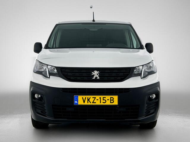 Peugeot PARTNER 1.2 Benzine 111PK Euro6 *Distributie bij 43Dkm. vervangen* Premium / Airco / Navigatie / Schuifdeur Re./ Radio multimedia / Apk 07-2027