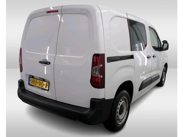 Peugeot PARTNER 1.2 Benzine 111PK Euro6 *Distributie bij 68Dkm. vervangen* Premium / Airco / Navigatie / Schuifdeur Re./ Radio multimedia