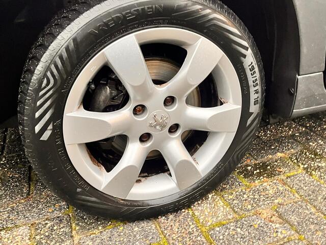 Peugeot PARTNER 120 1.6 BlueHDi 100 L1 Premium