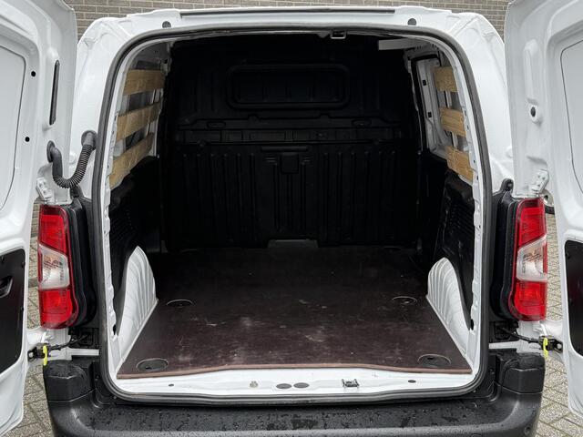 Peugeot PARTNER 1.5 BlueHDi 130 EAT8 S&S L1 Automaat, Trekhaak, Betimmering, Navigatie, Camera, Parkeersensoren voor en achter