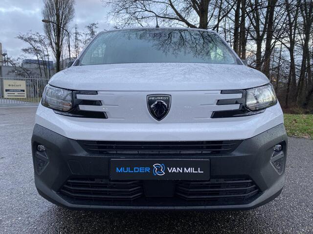 Peugeot PARTNER e-Partner L1 50 kWh 136pk | 8 jaar garantie | 0% financial lease | Apple Carplay | Android Auto | Multimedia | Achteruitrijcamera | Parkeersensoren achter | Digital cockpit | Stuurwielbediening | Bestuurdersstoel comfort | Armsteun | Warmtepomp | Vehicle 