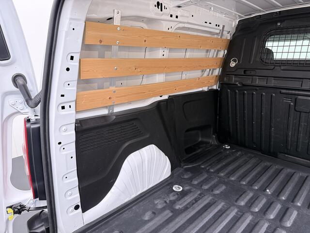 Peugeot PARTNER 1.2 PureTech Premium BENZINE, Cruise Control, Airco, Navigatie