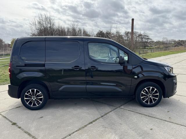 Peugeot PARTNER 1.5 BlueHDI 131PK automaat airco 3 zits