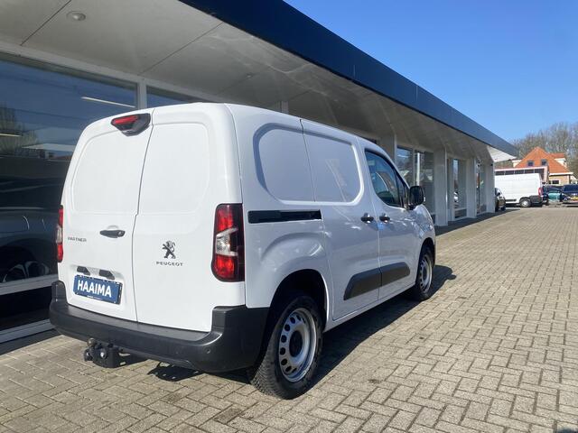 Peugeot PARTNER 1.5 BlueHDi 130 EAT8 S&S L1 | Achteruitrijcamera | Automaat | Parkeersensoren voor en achter | Airco | Cruise control | Trekhaak | Laadruimte Betimmering |