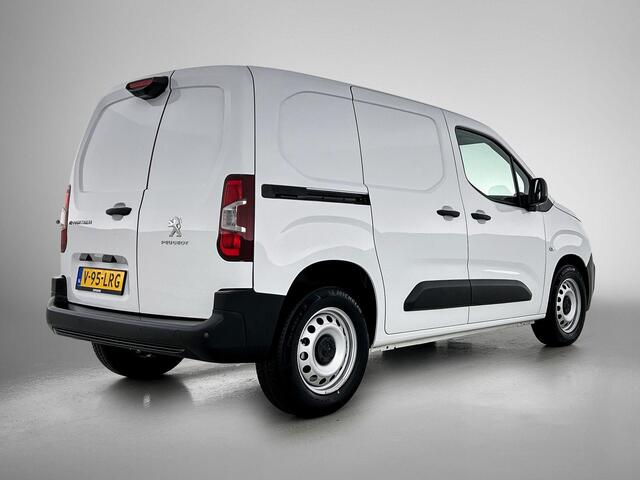 Peugeot PARTNER e-Partner L1 50 kWh 136PK Automaat | NIEUW!! | AUTOMAAT | AppleCarPlay/AndroidAuto | Armsteun | Stoel/Voorruitverwarming | Camera | Climate Control | Cruise Control | Parkeersensoren |