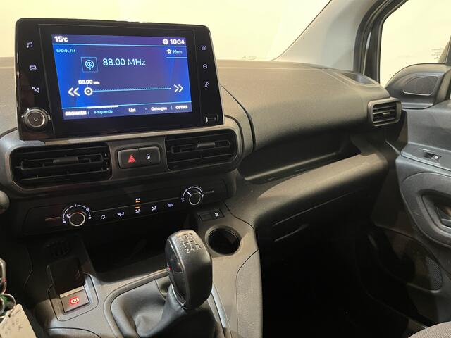 Peugeot PARTNER 1.6 BlueHDI Premium / Euro 6 / Airco / Cruise Control / Trekhaak / Imperiaal / CarPlay