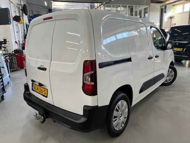 Peugeot PARTNER 1.5 BLUEHDI Premium, PDC, Trekhaak, Cruise control, Groot scherm